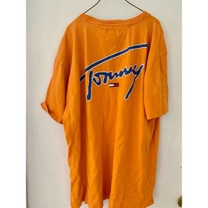 Vintage Tommy Hilfiger shirt